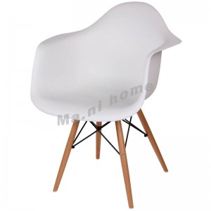 LINEA 型格餐椅, 塑料